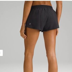 Lululemon hotty hot shorts 2.5 inseam
